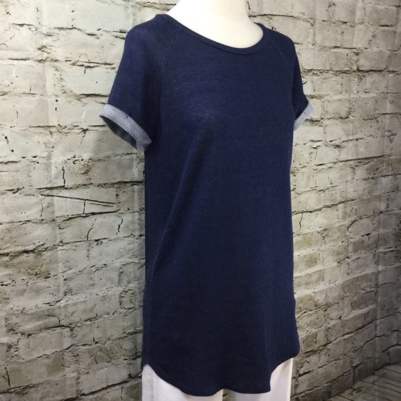 ABOUND * Top - Picture 3 of 8